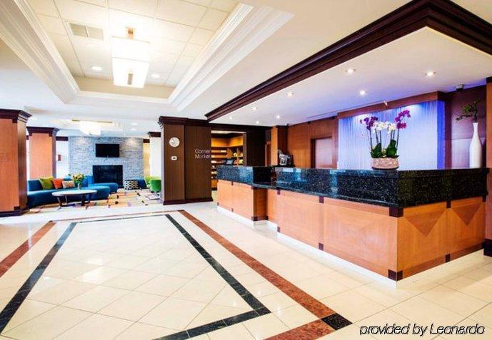 Fairfield Inn & Suites By Marriott Toronto Mississauga Exterior photo
